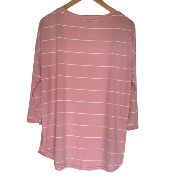 Unbranded   Oversized Pink Tee w Narrow White Stripes  3/4 Sleeves   Size Large - Picture 4 of 5